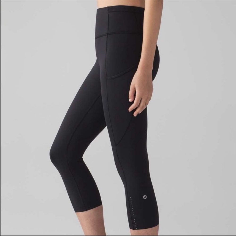 Lululemon • fast & free 19 inch crop ll sz 2